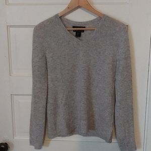 Tahari Cashmere Sweater M